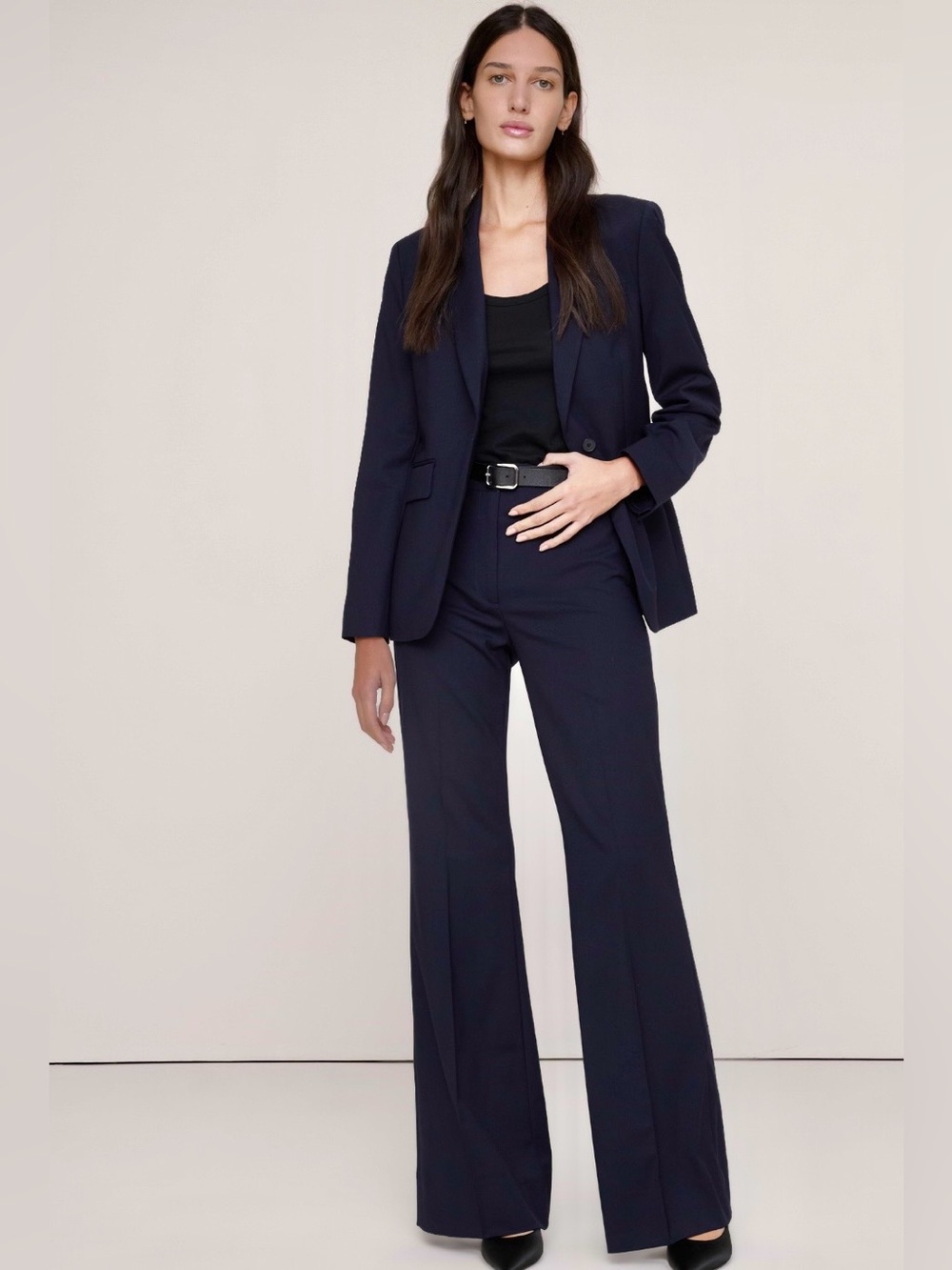 NWT-Banana Republic Ultra High-Rise Flare Italian Lightweight Wool Pant, Size 4